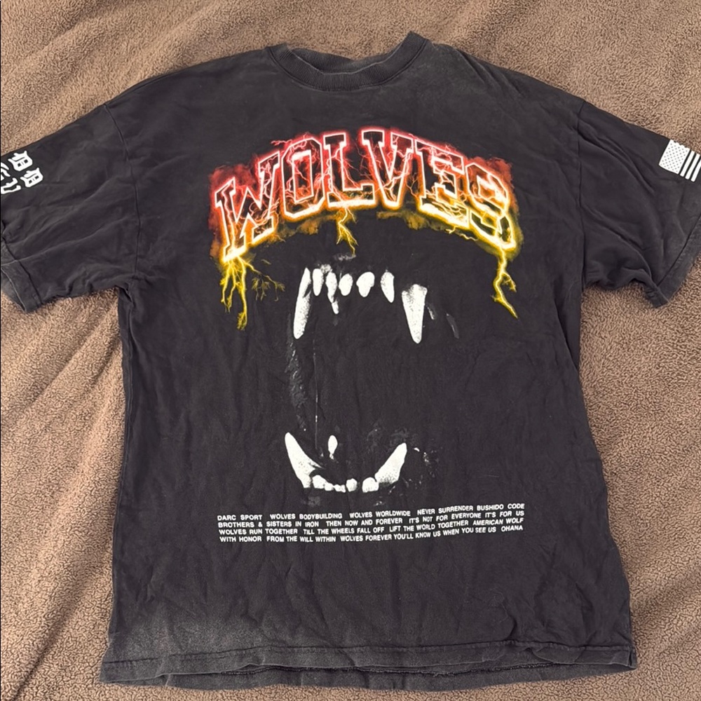 Black Wolves Graphic T-Shirt